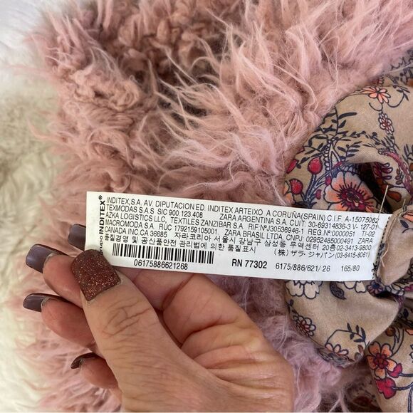 ZARA Kids pink faux fur fuzzy Barbiecore vest 13-14 - Picture 7 of 7